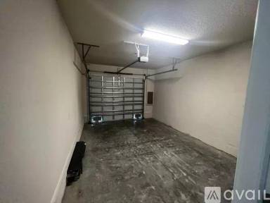 Main picture of 5750 Desert Rose Pl