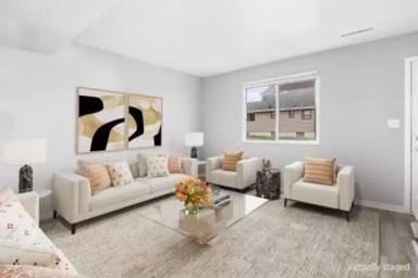Main picture of 1194 E Long St