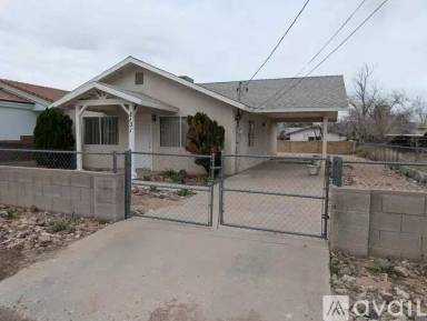 Main picture of 2131 Kingman Ave