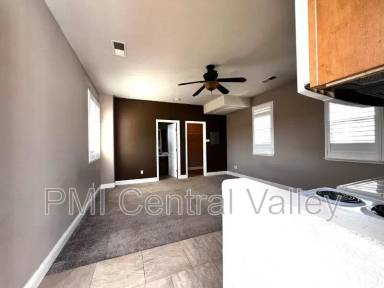 Main picture of 630 Farrington St