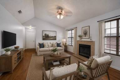 Main picture of Travis Oaks Condominiums