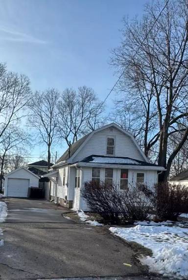 Main picture of 1324 Kenwood Ave