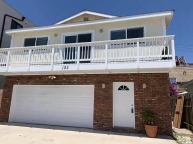 Main picture of 125 Santa Monica Ave