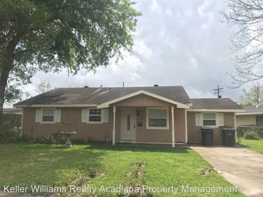 Main picture of 2913 General Pershing Dr