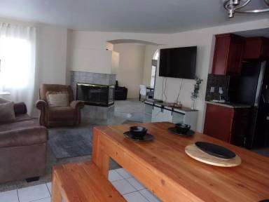 Main picture of 721 Northbrook Dr
