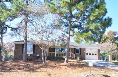 Main picture of 5520 Lawnwood Dr