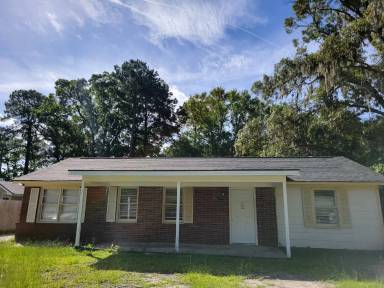 Main picture of 224 Chatham Villa Dr