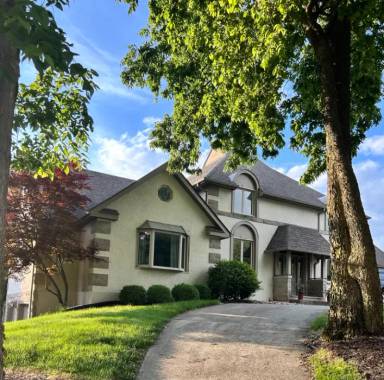 Main picture of 2055 Old Falls Dr
