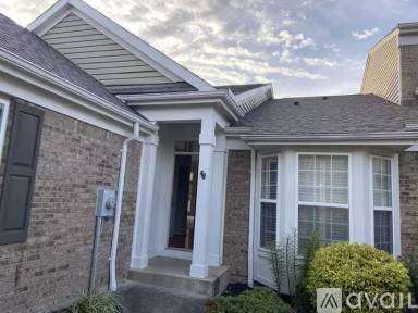 Main picture of 354 Shadow Ridge Dr