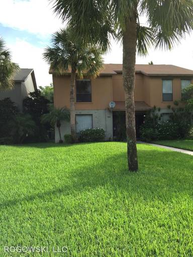 Main picture of 306 Sandtree Dr