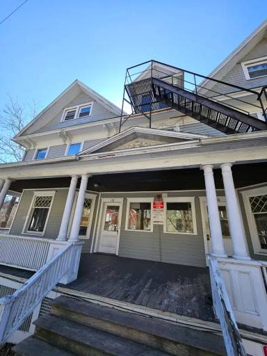 Main picture of Lofts at Franklin Square