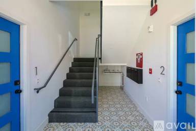 Main picture of 2616 Wellington Rd