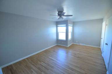 Main picture of 5521 S Delaware St