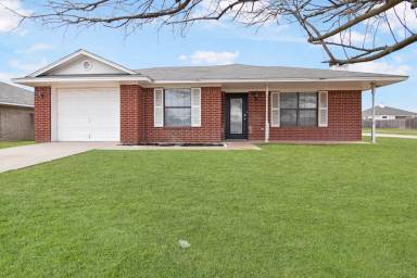 Main picture of 129 Boxer St