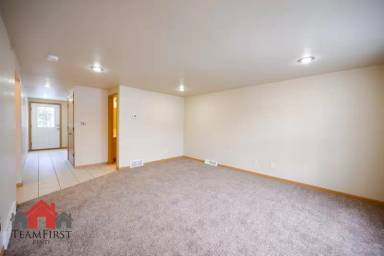 Main picture of 2137 S Broadway