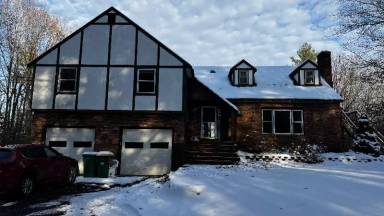 Main picture of 63 Mill Rd