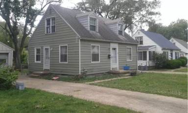 Main picture of 305 Fairview Dr