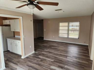 Main picture of 4370 SW 148th St