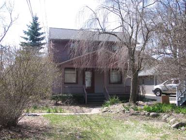Main picture of 717 W Kalamazoo Ave