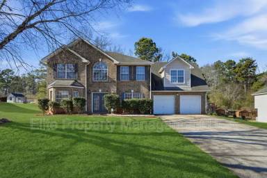 Main picture of 589 Wren Walk