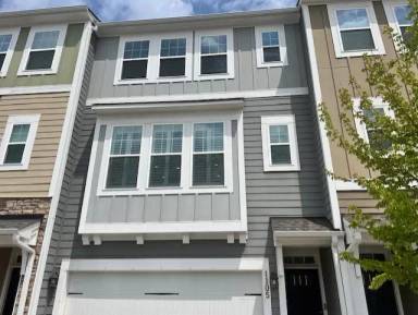 Main picture of 1105 Commack Dr