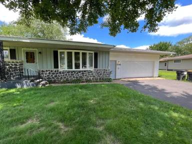 Main picture of 1720 Heuss Ave