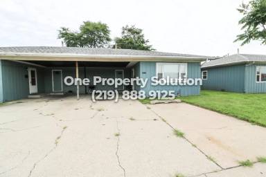 Main picture of 1305-39 Logan St