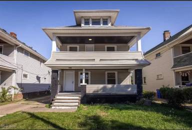 Main picture of 4427 W 49th St