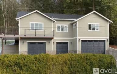Main picture of 2105 Dellesta Dr