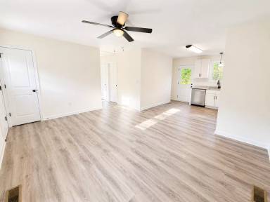 Main picture of 432 N Caldwell Ave
