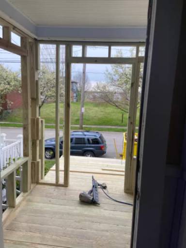 Main picture of 829 W 2nd St