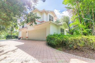 Main picture of 5840 Shady Oaks Ln
