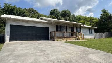 Main picture of 212 Tellico Ave W