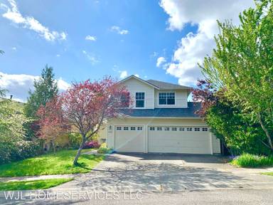 Main picture of 5423 151st Pl SE