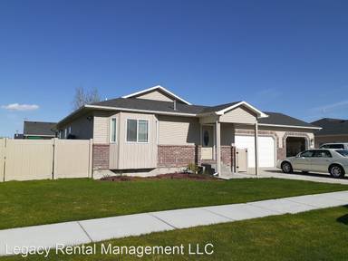 Main picture of 275 Seagull Dr