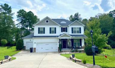 Main picture of 104 Valley Pines Cir