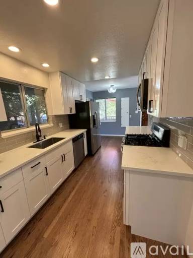 Main picture of 572 Canyon Rd