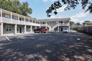 Main picture of Avalon Hall Apartments