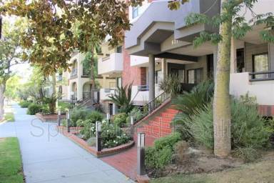 Main picture of 621 N Louise St