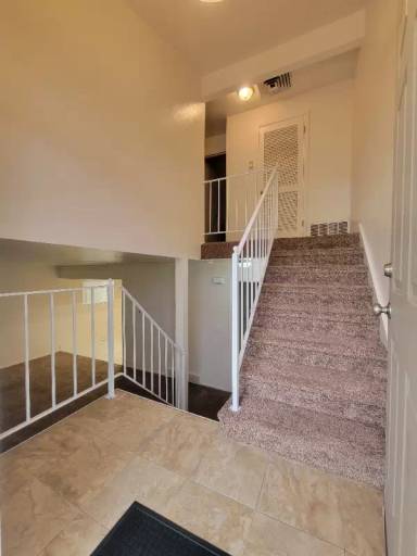 Main picture of 166 W Foxbridge Dr