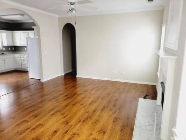 Main picture of 5295 Cottage Ln