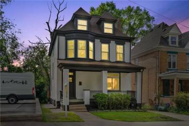 Main picture of 220 Dewey St