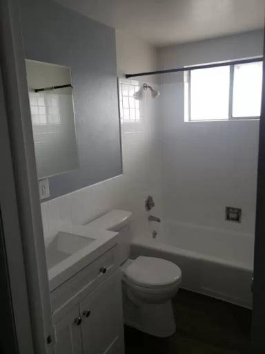 Main picture of 1637 Kimbark St