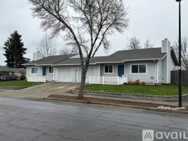 Main picture of 4695 Marshall Ave