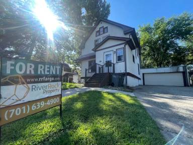 Main picture of 819 7th Ave S