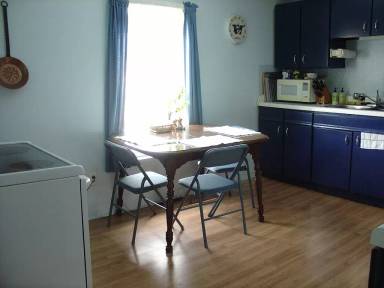 Main picture of 315 Turnpike St
