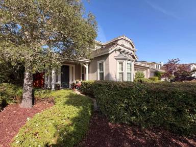 Main picture of 26 Deerfield Dr