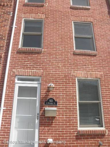 Main picture of 913 S Potomac St