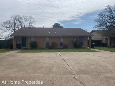 Main picture of 412-414 Brentwood Dr E Apartments