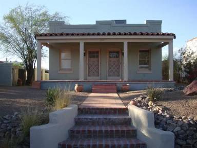 Main picture of 2027 E Hawthorne St